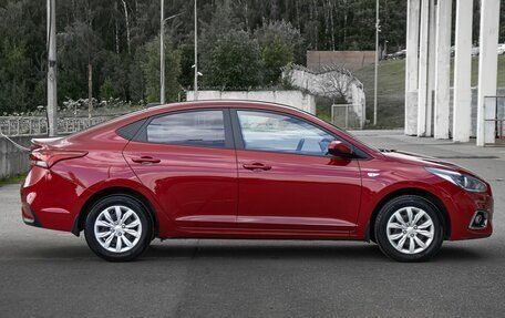 Hyundai Solaris II рестайлинг, 2018 год, 1 498 000 рублей, 4 фотография