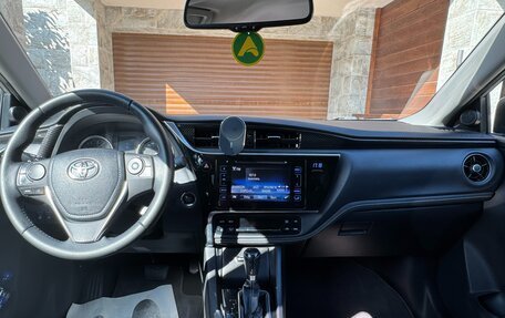 Toyota Corolla, 2018 год, 1 950 000 рублей, 9 фотография
