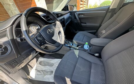 Toyota Corolla, 2018 год, 1 950 000 рублей, 8 фотография