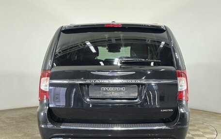 Chrysler Voyager IV, 2013 год, 1 800 000 рублей, 3 фотография