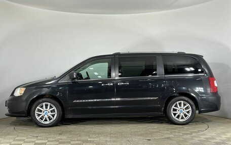 Chrysler Voyager IV, 2013 год, 1 800 000 рублей, 5 фотография