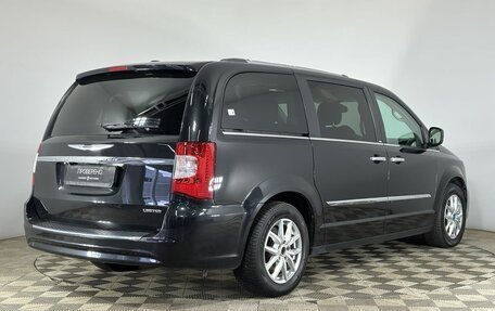 Chrysler Voyager IV, 2013 год, 1 800 000 рублей, 6 фотография