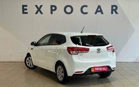 KIA Rio III рестайлинг, 2016 год, 830 000 рублей, 2 фотография