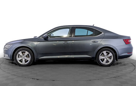 Skoda Superb III рестайлинг, 2018 год, 1 900 000 рублей, 8 фотография