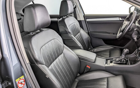 Skoda Superb III рестайлинг, 2018 год, 1 900 000 рублей, 24 фотография