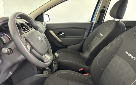 Renault Sandero II рестайлинг, 2015 год, 869 000 рублей, 8 фотография