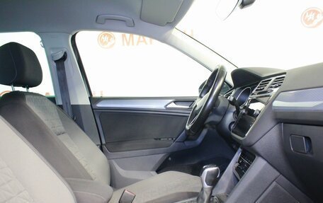 Volkswagen Tiguan II, 2020 год, 2 482 000 рублей, 10 фотография