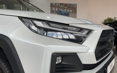Toyota RAV4, 2024 год, 4 490 000 рублей, 4 фотография