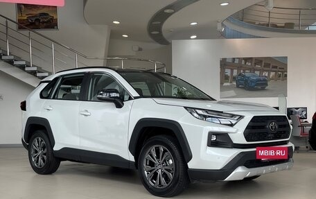 Toyota RAV4, 2024 год, 4 490 000 рублей, 2 фотография