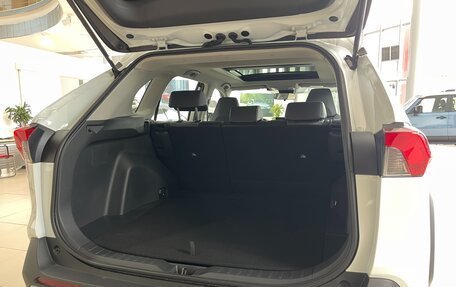 Toyota RAV4, 2024 год, 4 490 000 рублей, 5 фотография