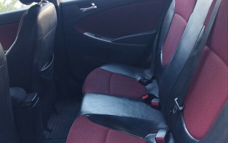 Hyundai Solaris II рестайлинг, 2011 год, 835 000 рублей, 12 фотография