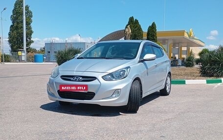 Hyundai Solaris II рестайлинг, 2011 год, 835 000 рублей, 10 фотография
