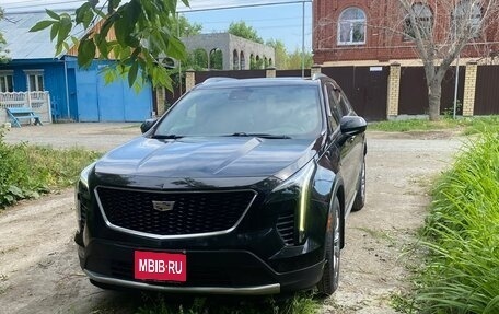 Cadillac XT4 I, 2020 год, 2 900 000 рублей, 1 фотография