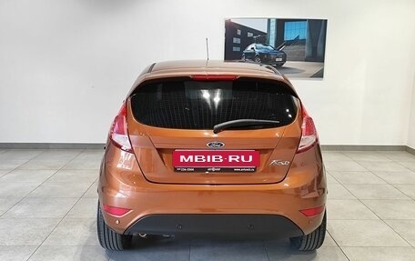 Ford Fiesta, 2015 год, 819 000 рублей, 6 фотография