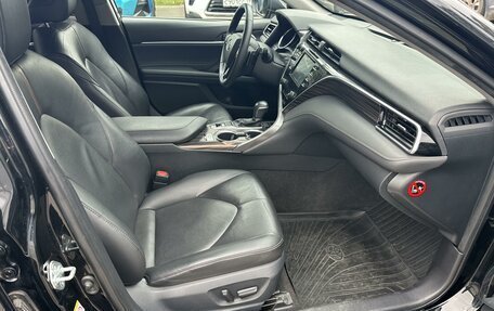Toyota Camry, 2018 год, 2 399 000 рублей, 6 фотография