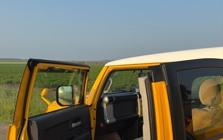 Toyota FJ Cruiser, 2015 год, 5 200 000 рублей, 9 фотография