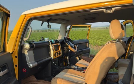 Toyota FJ Cruiser, 2015 год, 5 200 000 рублей, 11 фотография