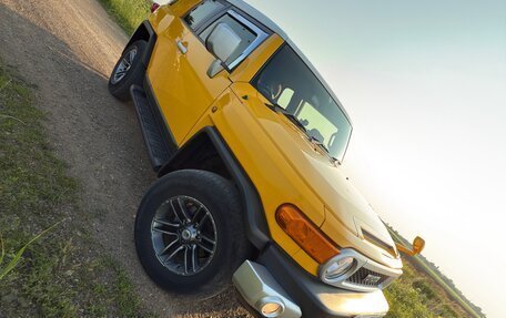 Toyota FJ Cruiser, 2015 год, 5 200 000 рублей, 29 фотография