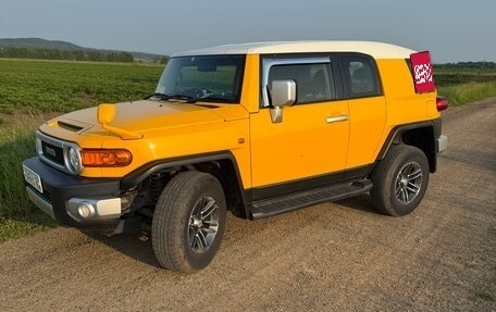 Toyota FJ Cruiser, 2015 год, 5 200 000 рублей, 23 фотография