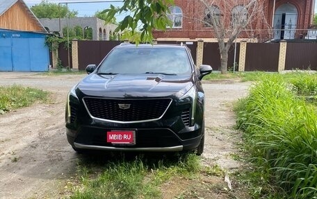 Cadillac XT4 I, 2020 год, 2 900 000 рублей, 2 фотография
