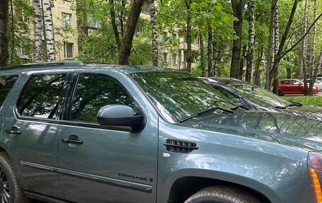Cadillac Escalade III, 2007 год, 1 680 000 рублей, 3 фотография
