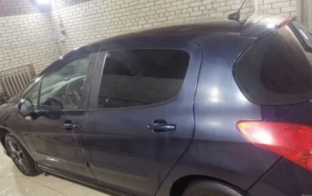 Peugeot 308 II, 2011 год, 385 000 рублей, 3 фотография