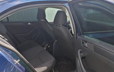 Volkswagen Jetta VI, 2014 год, 890 000 рублей, 11 фотография