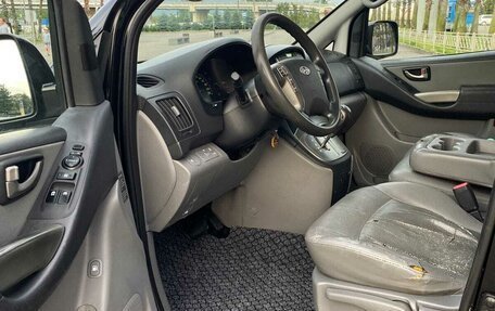 Hyundai Grand Starex Grand Starex I рестайлинг 2, 2012 год, 1 950 000 рублей, 8 фотография