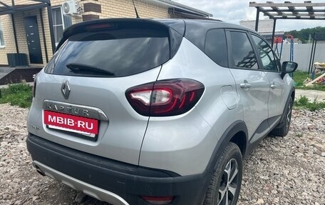 Renault Kaptur I рестайлинг, 2017 год, 1 150 000 рублей, 4 фотография