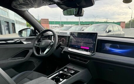 Volkswagen Tiguan, 2024 год, 4 697 000 рублей, 14 фотография
