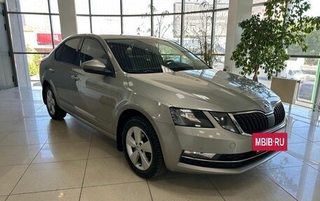 Skoda Octavia, 2018 год, 1 619 000 рублей, 3 фотография