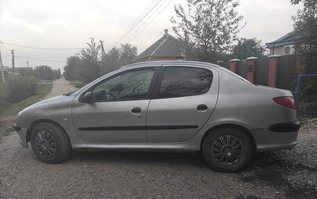 Peugeot 206, 2006 год, 300 000 рублей, 3 фотография