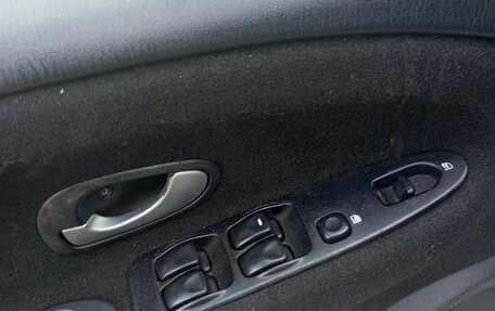 Mitsubishi Carisma I, 2002 год, 220 000 рублей, 4 фотография