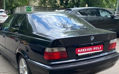 BMW 3 серия, 1992 год, 320 000 рублей, 5 фотография