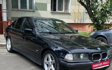 BMW 3 серия, 1992 год, 320 000 рублей, 10 фотография