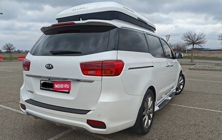KIA Carnival III, 2019 год, 3 400 000 рублей, 8 фотография