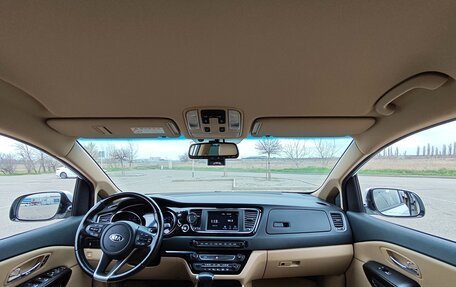 KIA Carnival III, 2019 год, 3 400 000 рублей, 16 фотография