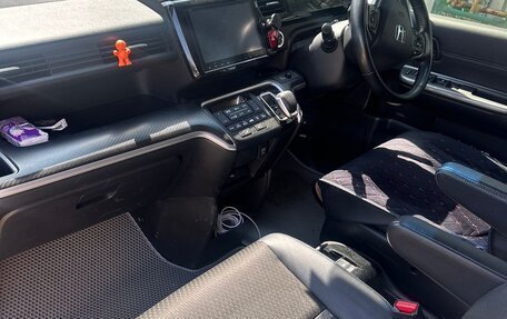 Honda Stepwgn IV, 2017 год, 2 550 000 рублей, 12 фотография