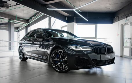 BMW 5 серия, 2021 год, 7 100 000 рублей, 3 фотография