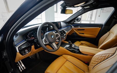 BMW 5 серия, 2021 год, 7 100 000 рублей, 18 фотография