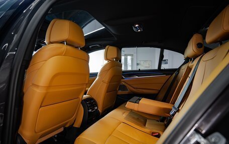 BMW 5 серия, 2021 год, 7 100 000 рублей, 28 фотография