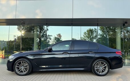 BMW 5 серия, 2018 год, 3 990 000 рублей, 2 фотография