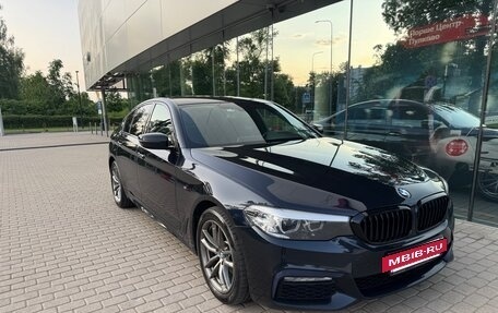 BMW 5 серия, 2018 год, 3 990 000 рублей, 8 фотография
