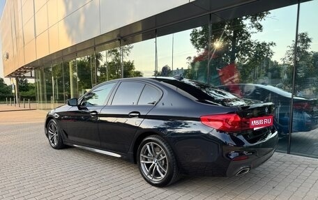 BMW 5 серия, 2018 год, 3 990 000 рублей, 3 фотография