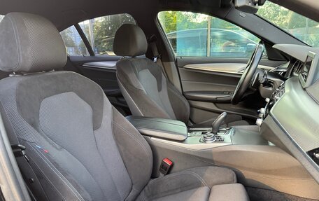 BMW 5 серия, 2018 год, 3 990 000 рублей, 17 фотография