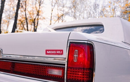 Lincoln Town Car II, 1993 год, 10 000 000 рублей, 4 фотография