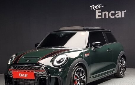 MINI Hatch, 2022 год, 2 322 000 рублей, 3 фотография