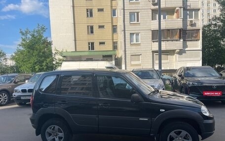 Chevrolet Niva I рестайлинг, 2012 год, 490 000 рублей, 5 фотография