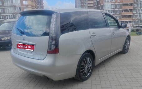 Mitsubishi Grandis, 2008 год, 640 000 рублей, 5 фотография