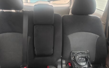 Mitsubishi Grandis, 2008 год, 640 000 рублей, 15 фотография
